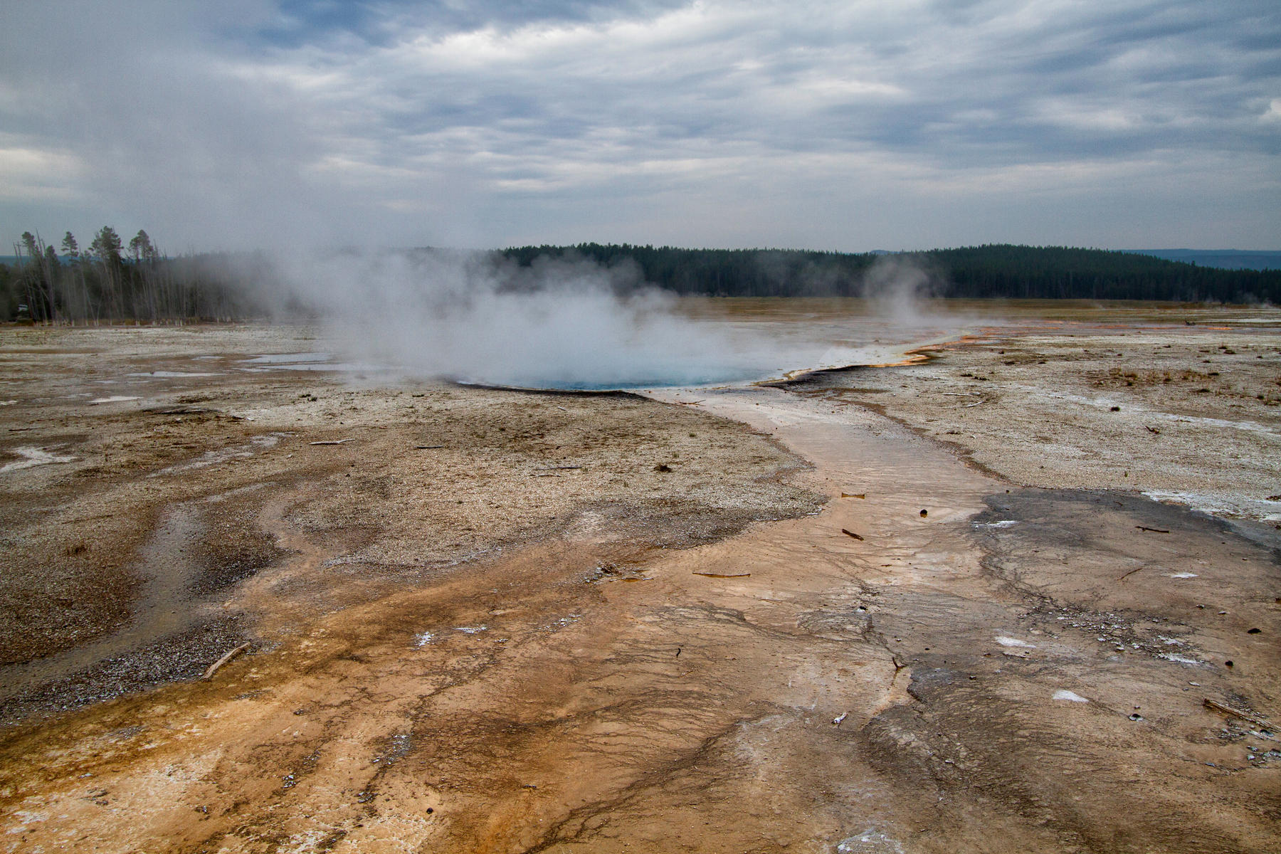 Midway Geyser Basin 0791