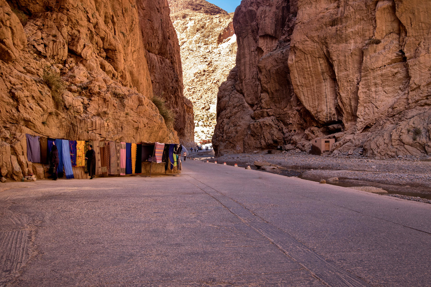 Todra Gorge<br />2233