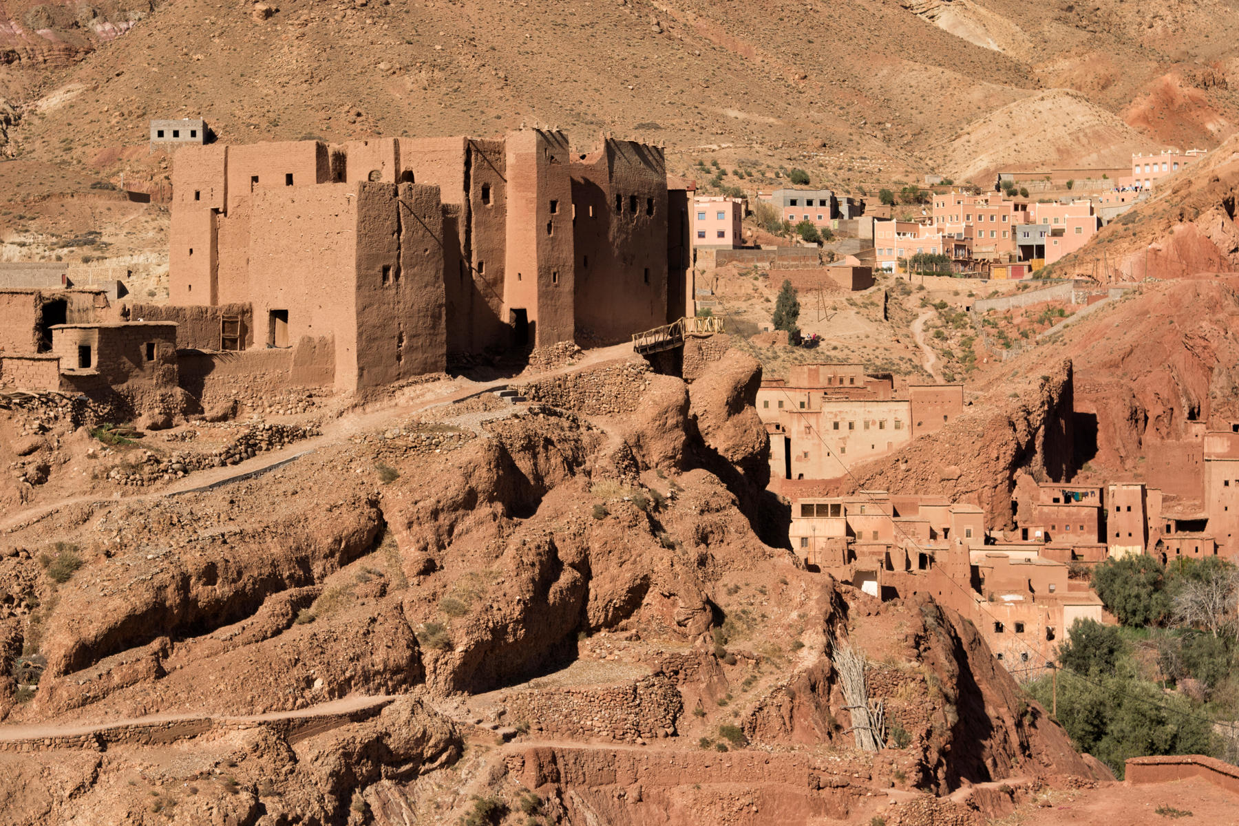 Valley of the Dades River, Route 704<br />2436