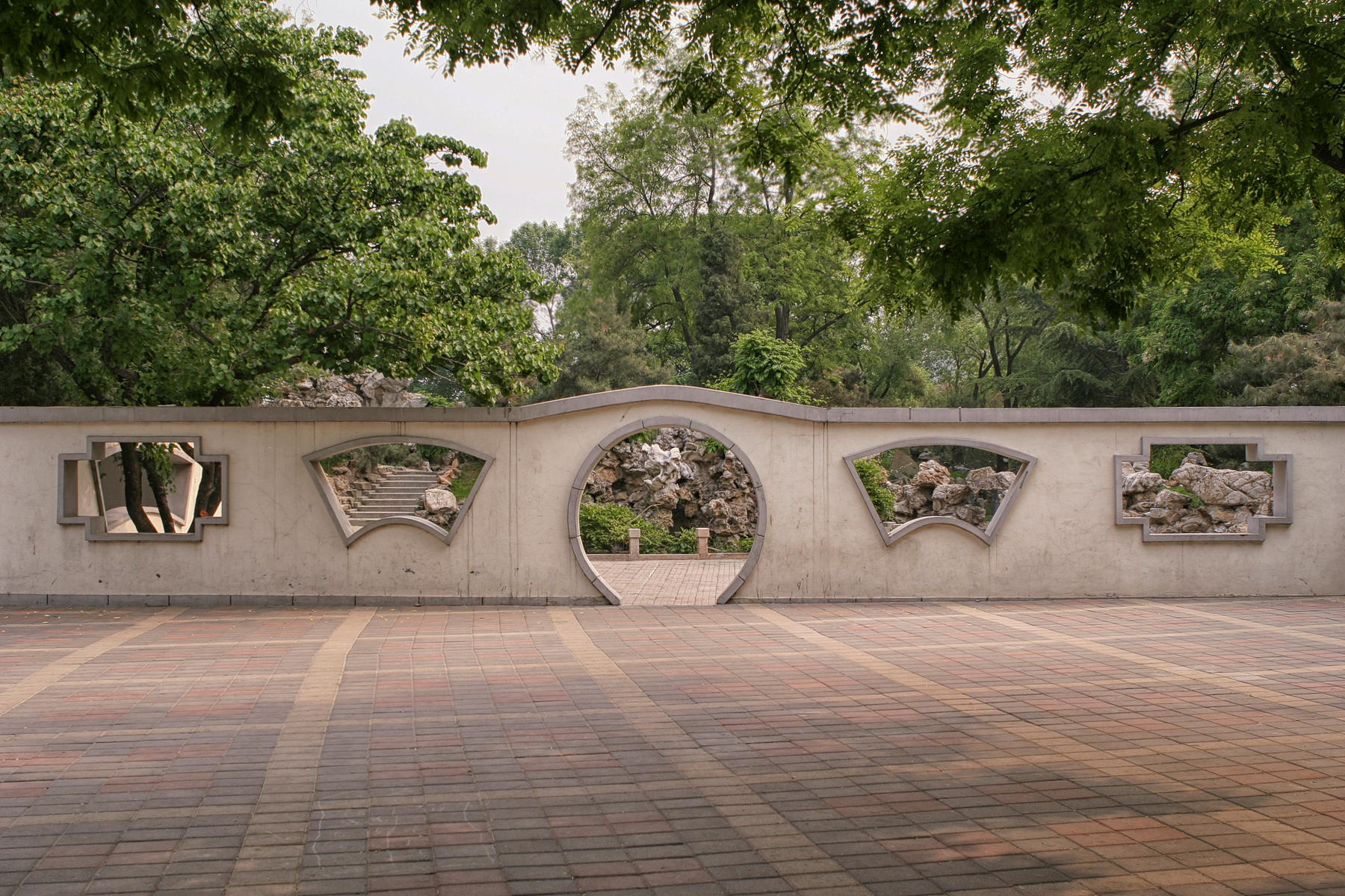 Beijing Longtanhu Park<br />1055