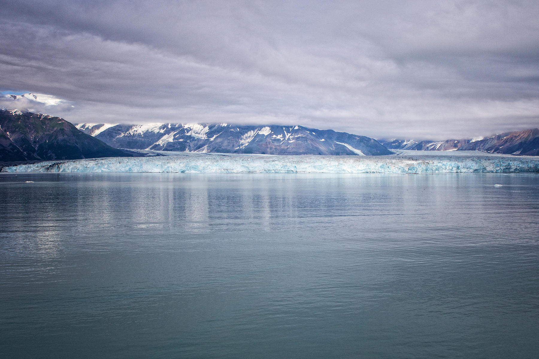 9471<br />
Hubbard Glacier<br />
Yakutat Bay